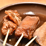 黒おでんと四季彩料理 まるだい - [左から]牛すじ@300円│ロマンス（白焼き）@280円│黒はんぺん@280円