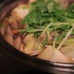 酒菜坊 橋蔵 - きのこなべ　ズームアップ