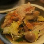 酒菜坊 橋蔵 - きのこなべ喰らう