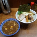 百日紅 - 特製濃厚つけ麺の特盛　1,200円　2019年4月撮影