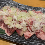 黒毛和牛とタンしゃぶ 焼肉 あわじ - 