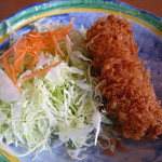 とん膳 - サービス牡蛎フライ
