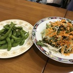 インド料理 ザ タンドール - 枝豆とサラダ
