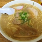 時三 - 正統派な和歌山ラーメンのビジュアル！