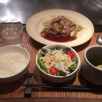 ステーキ＆ワイン シュバルージュ - 