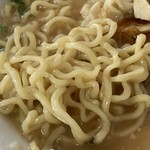 日和田製麺所 - 麺アップ