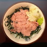 まぐろのたたき（ネギトロ）丼（Mサイズ） 