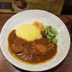 SPICY CURRY 魯珈 - 辛口！鶏手羽コルマ