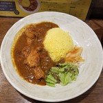 SPICY CURRY 魯珈 - 辛口！鶏手羽コルマ