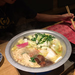 水炊き吟醸もつ鍋 由乃 - 