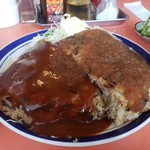 文福飯店 - 食べ飽きないようにソースをハーフ&ハーフに！