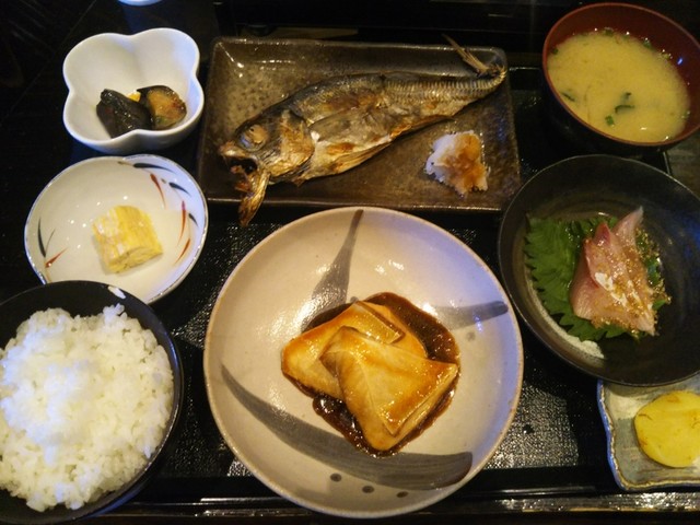 ウオヤマ食堂 片野 居酒屋 ネット予約可 食べログ ウオヤマ食堂 片野 居酒屋 ネット予約可 食べログ