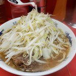 ラーメン二郎 - 斜め上から