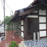 凜太郎 - 外観　道路から