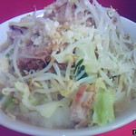 ラーメン二郎 - 小ラーメン豚入り 「ニンニクアブラ」(750円) 2009/07
