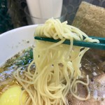 パパパパパイン - シコシコと食感も良く美味しいストレート細麺