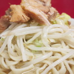 ラーメン二郎 - ヤサイ（そのまま）