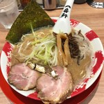 熟成極豚ラーメン 一番軒 - 煮干トンラーメン