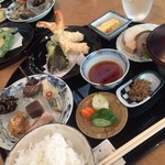 和食と自家焙煎珈琲 コトリ - 