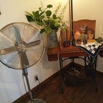 ガーデンカフェ 風見鶏 - 