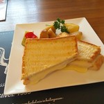 ガーデンカフェ 風見鶏 - 