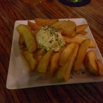 Yonchome Cafe - 2012年01月：アンチョビポテト＠450円。