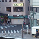 Yonchome Cafe - 2012年01月：高円寺南口駅、目の前です♪