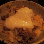 個室和食 紅炉庵 - 和牛ワイン煮と十五雑穀釜飯　山芋とろろ添え （'13.01月より）