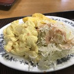 あやぐ食堂 - マカロニサラダと卵焼きが付きます