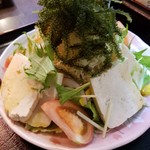 海八 - 海ぶどうと島豆腐サラダ