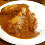 六文銭 - 骨付きチキンカレーです