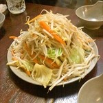 居酒屋 幸ちゃん - メガ野菜炒め 680円