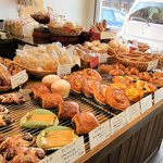 モヌッカ - 菓子パン・調理パンもあります