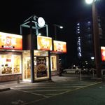 すき家 - 夜の外観です♪（第一回投稿分①）