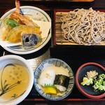 鳥坂うどん - 