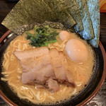 横浜家系ラーメン 一蓮家 - 特盛りスペシャルとんこつ醤油