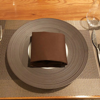 Restaurant Cinq - セッティング('19.4月初旬)