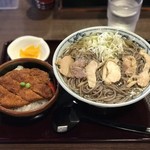 といや - 肉そばプラスミニかつ丼　¥1050
