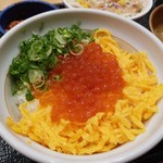 なか卯 - いくら丼並