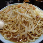 自家製麺 No11 - 豚をお椀へ移動