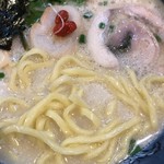 らーめん しおの風 - 平打ち麺