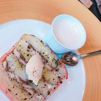 ラ・ブランシュ - 前菜➀イワシとジャガイモのテリーヌ トリュフかけ、アンチョビクリームとアンチョビポタージュ添え