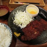 ベジョータ マス - もち豚の とろロースカツ飯 880円 (19年7月)