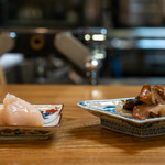 津軽割烹未来 - 2019.7 陸奥湾ホタテお造り、久六島サザエお造り
