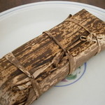 割烹 喜作 - お土産にして頂いたハラスご飯　綺麗に包まれて