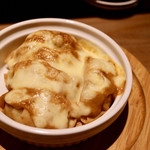 餃子とスパークリング バブルス - カレーグラタン餃子