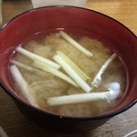 成田家 - 黄ニラのお味噌汁