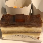 ピエール・エルメ・パリ - ミルフィユ サティーヌ