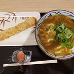 丸亀製麺 - カレーうどん＋ちくわ天＋明太子おにぎり2019.07.15