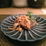 東京チャイニーズ 一凛 - カツオの紹興酒漬け